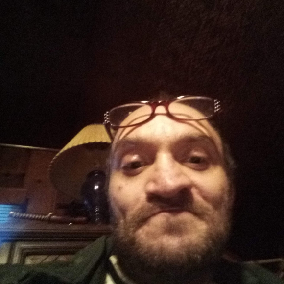 luke_ahartz